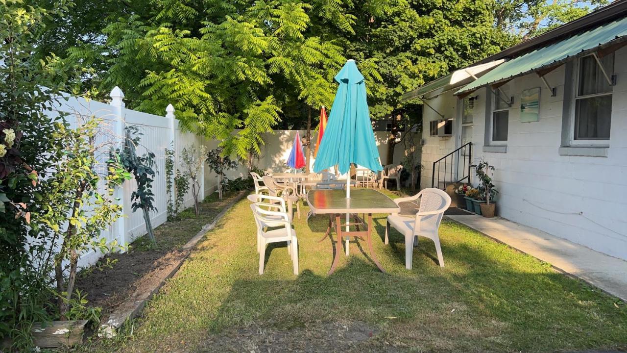 Falls Motel ナイアガラフォールズ エクステリア 写真