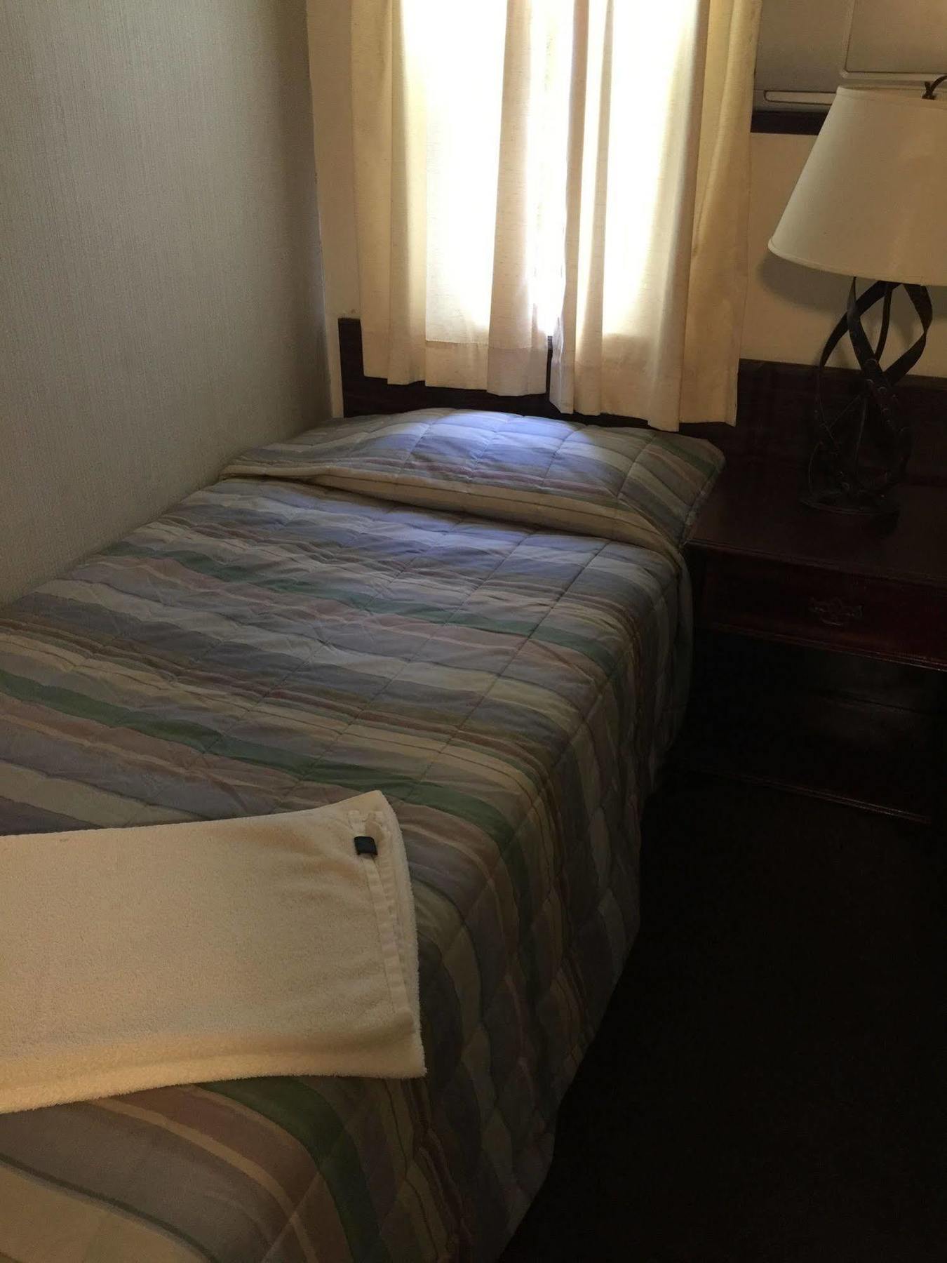 Falls Motel ナイアガラフォールズ エクステリア 写真